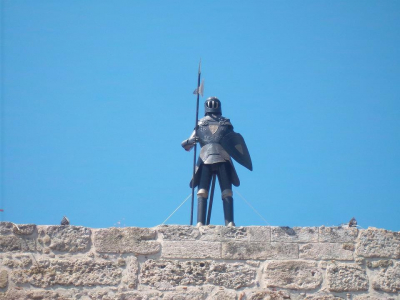 Ridder på muren i den gamle bydel