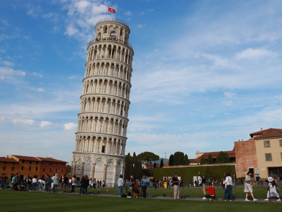 Det skæve tårn i Pisa