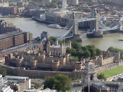 Udsigt over Tower of London fra højhuset The Gherkin